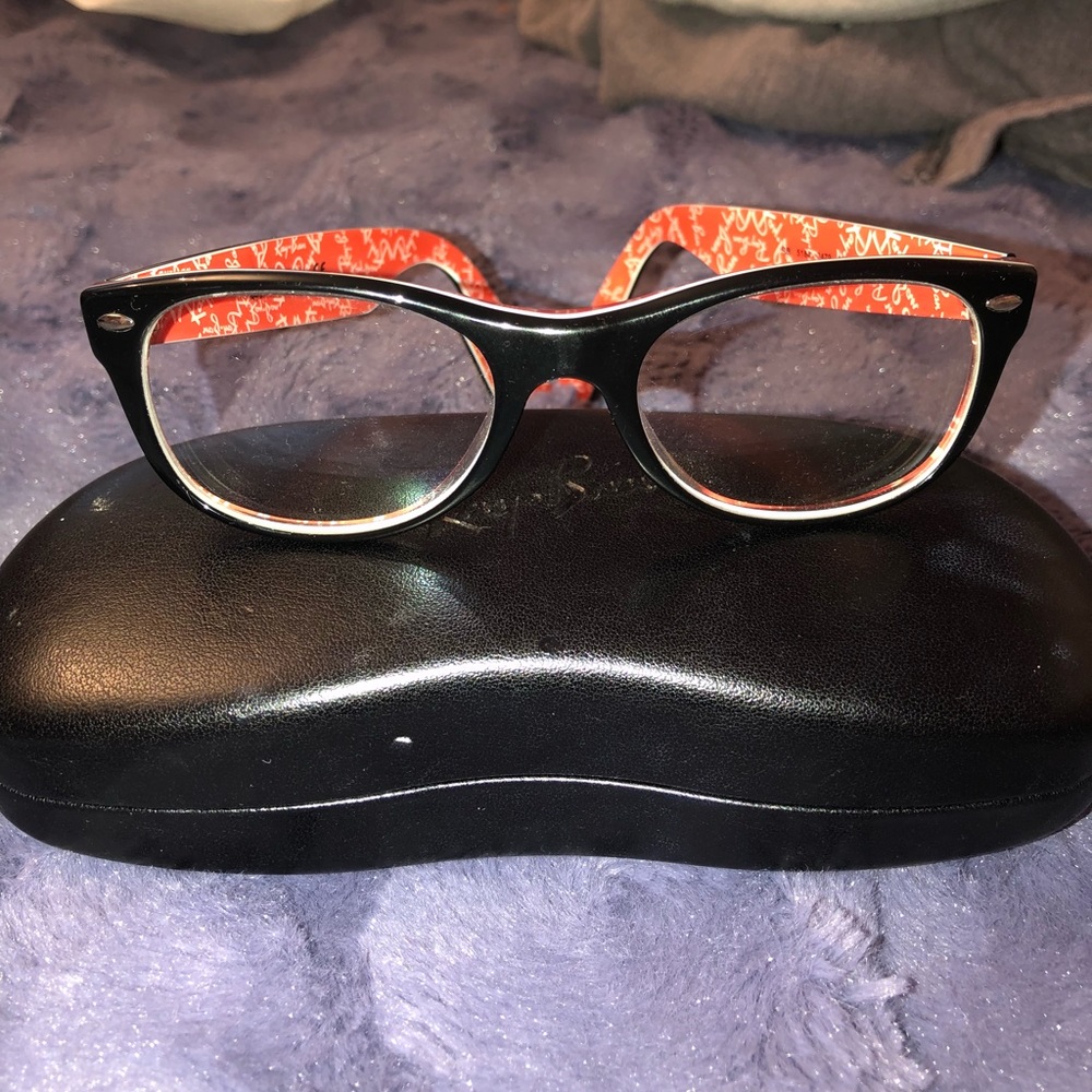 Ray-Ban Glasses - Picture 2 of 8